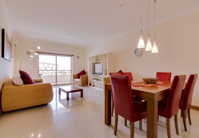 Apartamento em Vilamoura - Avelãs - Modern Apartment - Vilamoura Apartamento em Vilamoura - Avelãs - Modern Apartment - Vilamoura