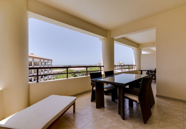 Apartamento em Vilamoura - Avelãs - Modern Apartment - Vilamoura Apartamento em Vilamoura - Avelãs - Modern Apartment - Vilamoura
