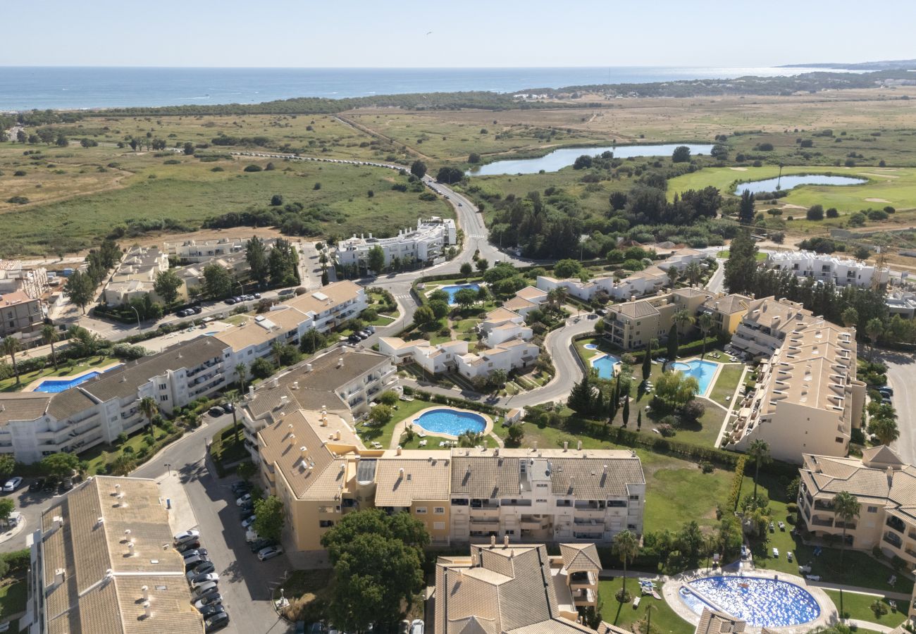 Apartamento em Vilamoura - Nuribeach - Near the beach with pool by HD