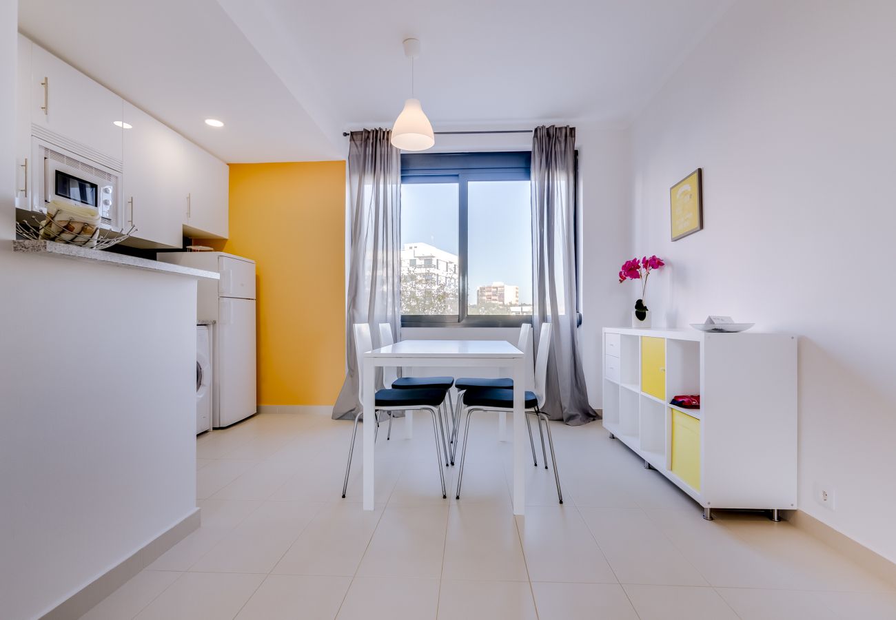 Estúdio em Vilamoura - Yellow Studio Apartment