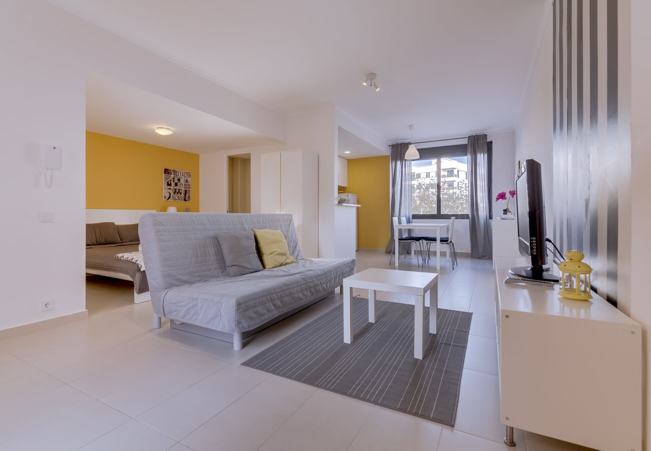 Estúdio em Vilamoura - Yellow Studio Apartment
