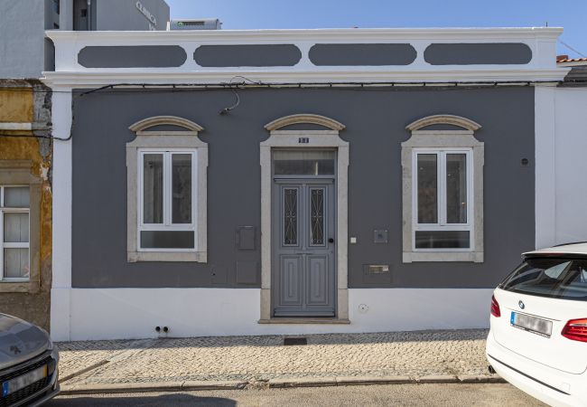 Casa em Faro - Casa Lobo - 2 bedrooms - Duplex Casa em Faro - Casa Lobo - 2 bedrooms - Duplex