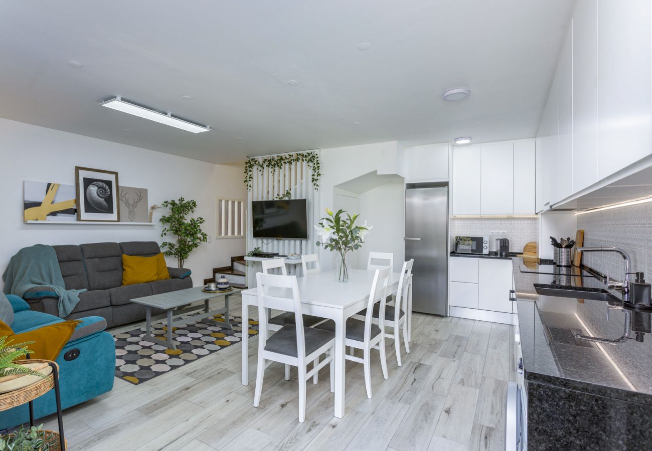 Apartamento em Quarteira - Vilar do Jardim - Terrace and Pool - Vilamoura by Apartamento em Quarteira - Vilar do Jardim - Terrace and Pool - Vilamoura by
