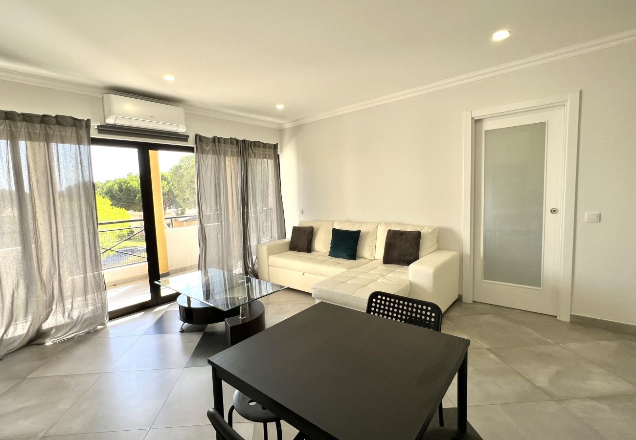 Apartamento em Vilamoura - Topazio - Pool & near the center by HD PROPERTIES