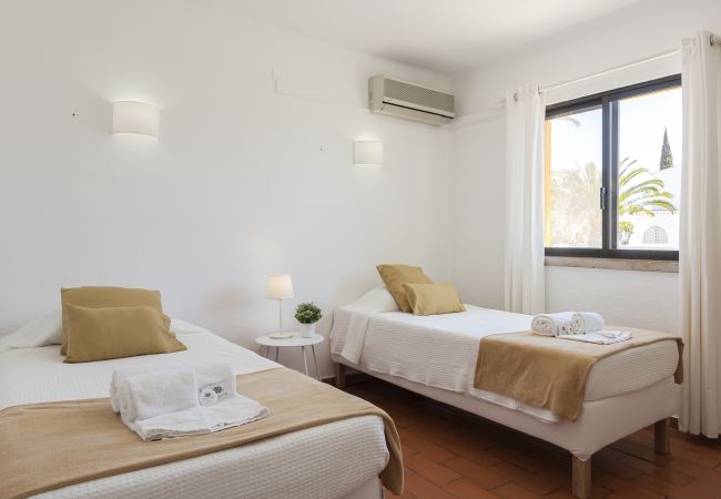 Villa em Vilamoura - Aldeia do Golfe - Private condominium by HD Villa em Vilamoura - Aldeia do Golfe - Private condominium by HD