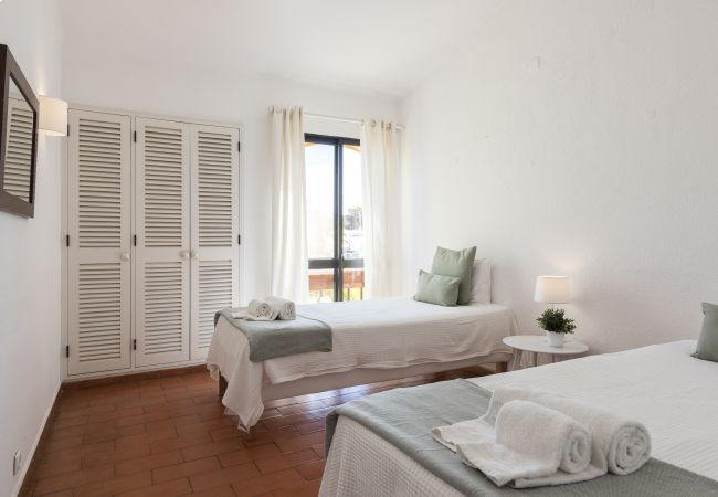 Villa em Vilamoura - Aldeia do Golfe - Private condominium by HD Villa em Vilamoura - Aldeia do Golfe - Private condominium by HD