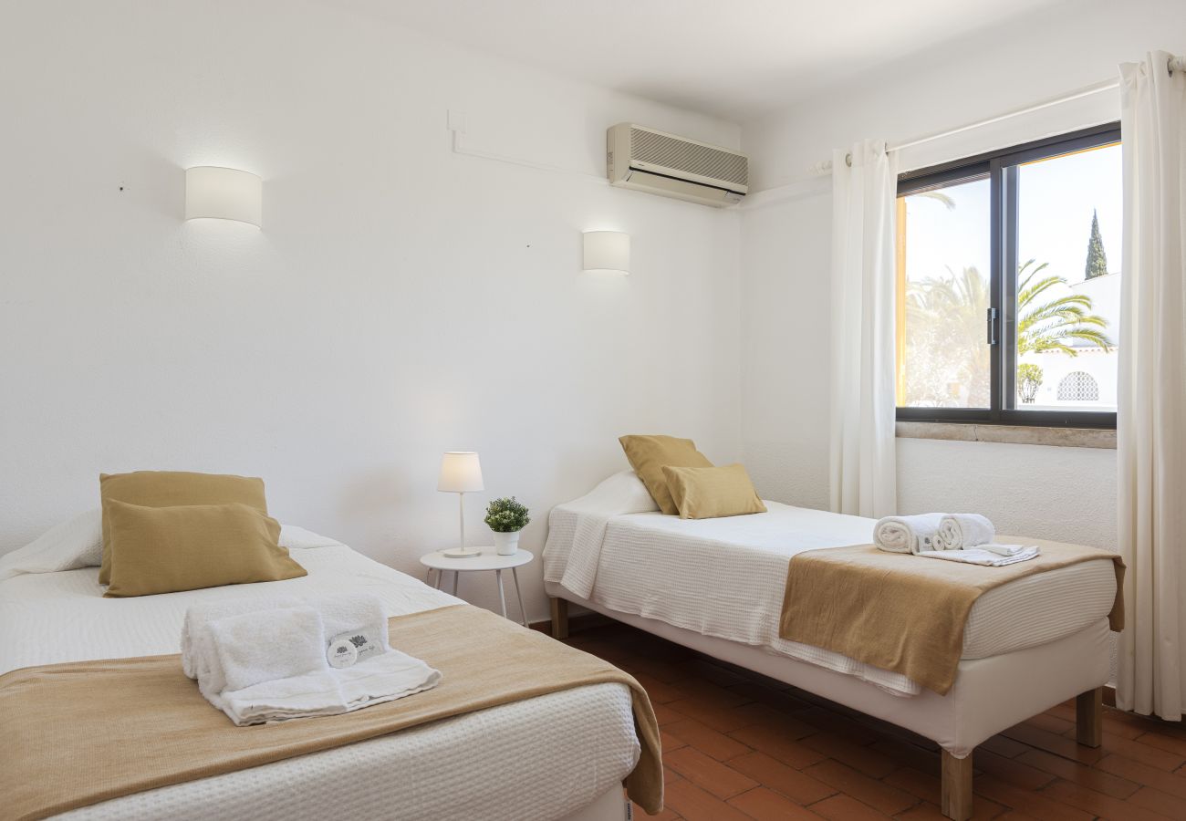 Villa em Vilamoura - Aldeia do Golfe - Private condominium by HD