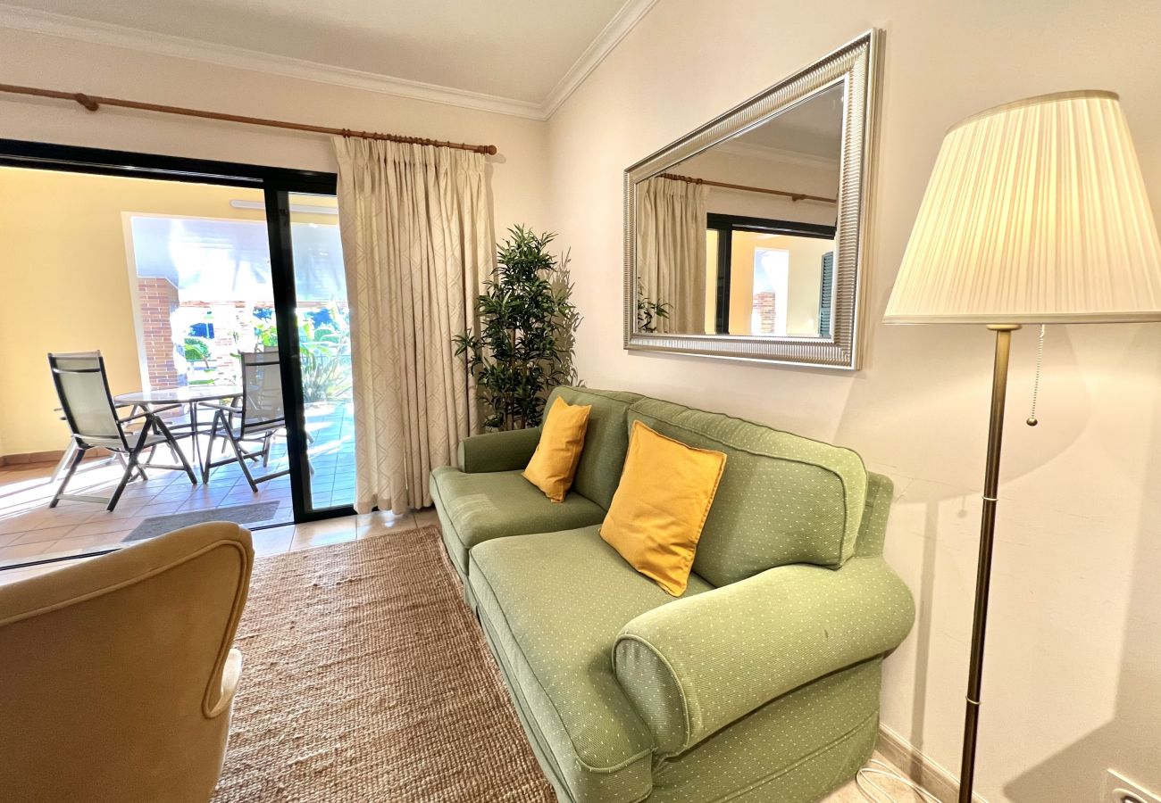 Apartamento em Vilamoura - Olivos del golf - Terrace with pool by HD