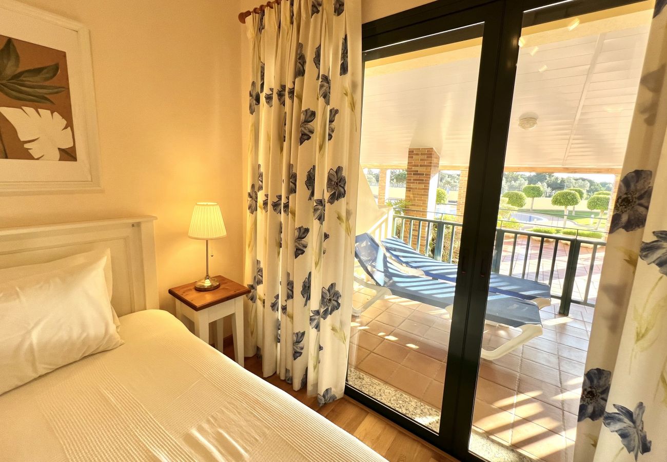 Apartamento em Vilamoura - Olivos del golf - Terrace with pool by HD
