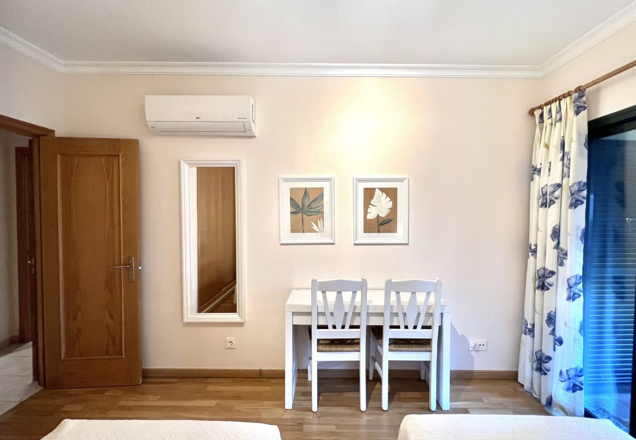 Apartamento em Vilamoura - Olivos del golf - Terrace with pool by HD