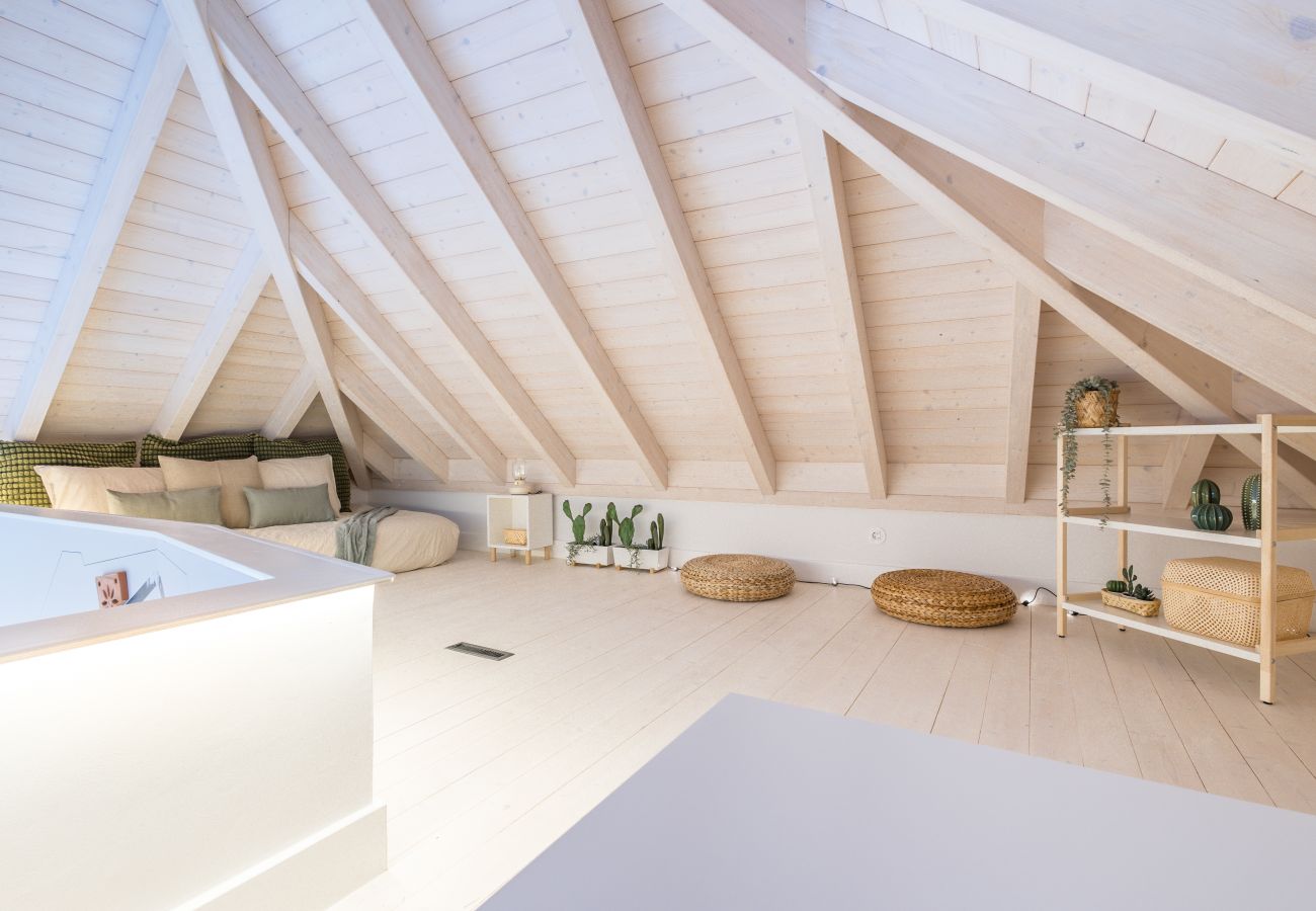 Quarto em Faro - LODO Suites Ala - Studio mezanino by HD