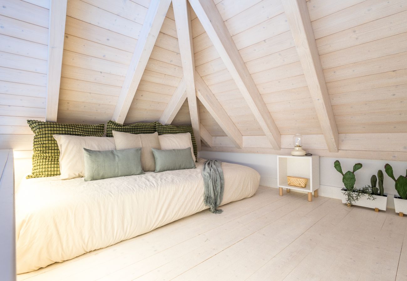 Quarto em Faro - LODO Suites Ala - Studio mezanino by HD