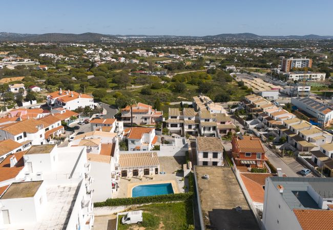 Villa em Quarteira - Vila Branca - V3 by HD PROPERTIES Villa em Quarteira - Vila Branca - V3 by HD PROPERTIES