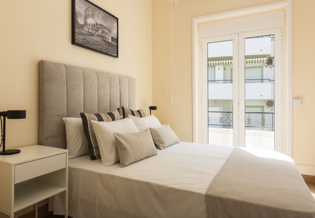  em Faro - City Rooms - Roma - Private room by HD