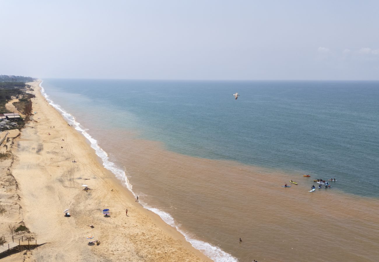 Apartamento em Quarteira - Oceanides - Sea front with pool by HD