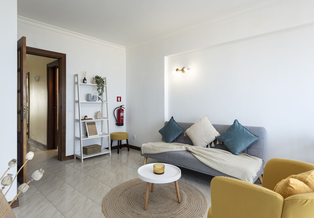 Apartamento em Quarteira - Oceanides - Sea front with pool by HD