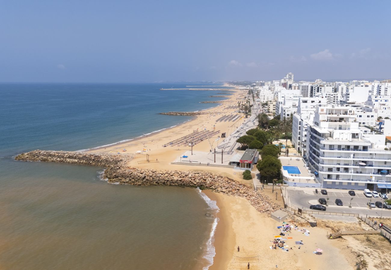 Apartamento em Quarteira - Oceanides - Sea front with pool by HD