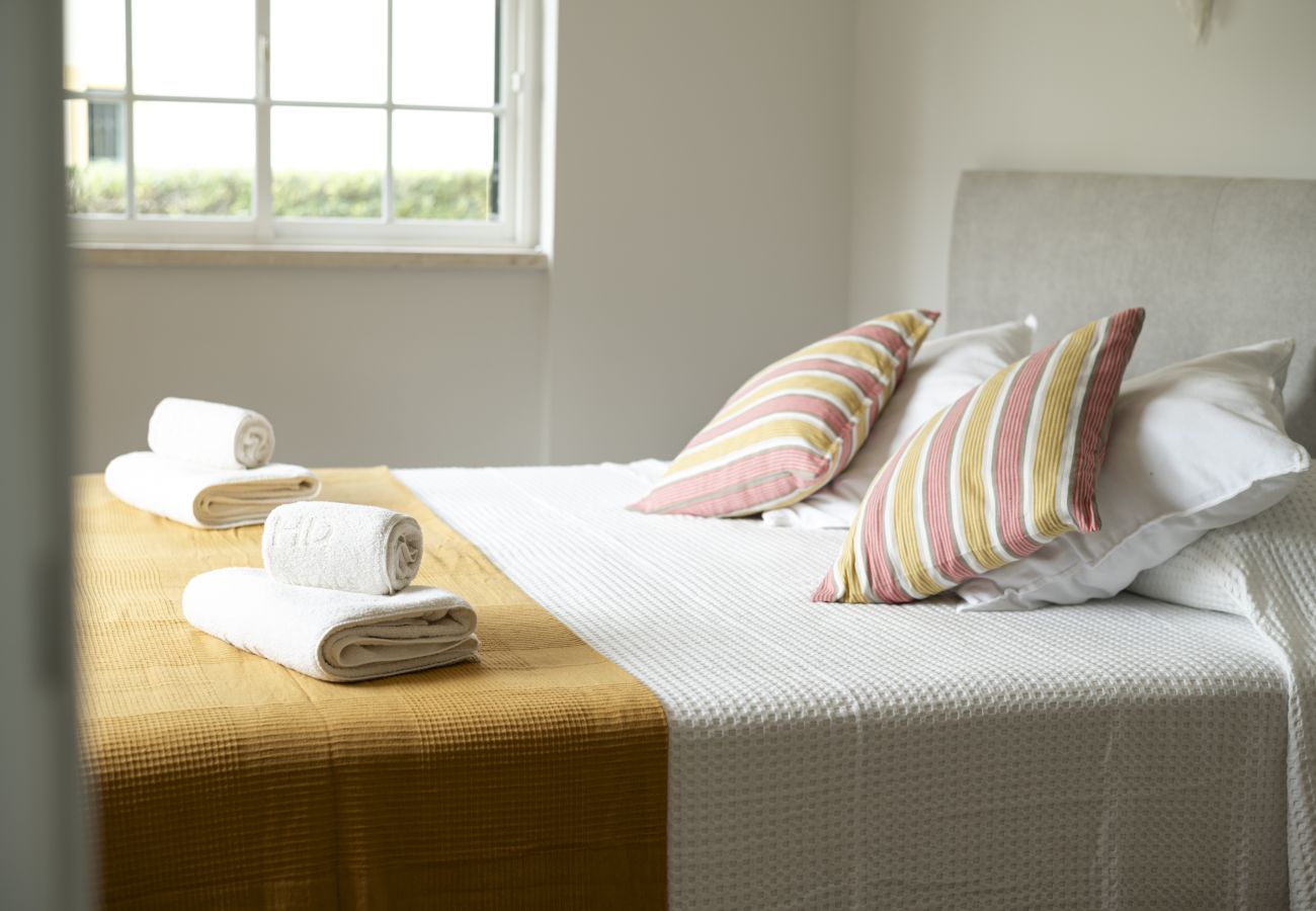 Apartamento em Vilamoura - Mar e Golfe - Pool with golf view by HD