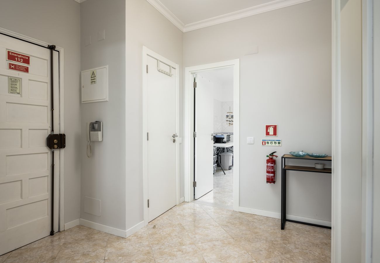 Apartamento em Vilamoura - Mar e Golfe - Pool with golf view by HD