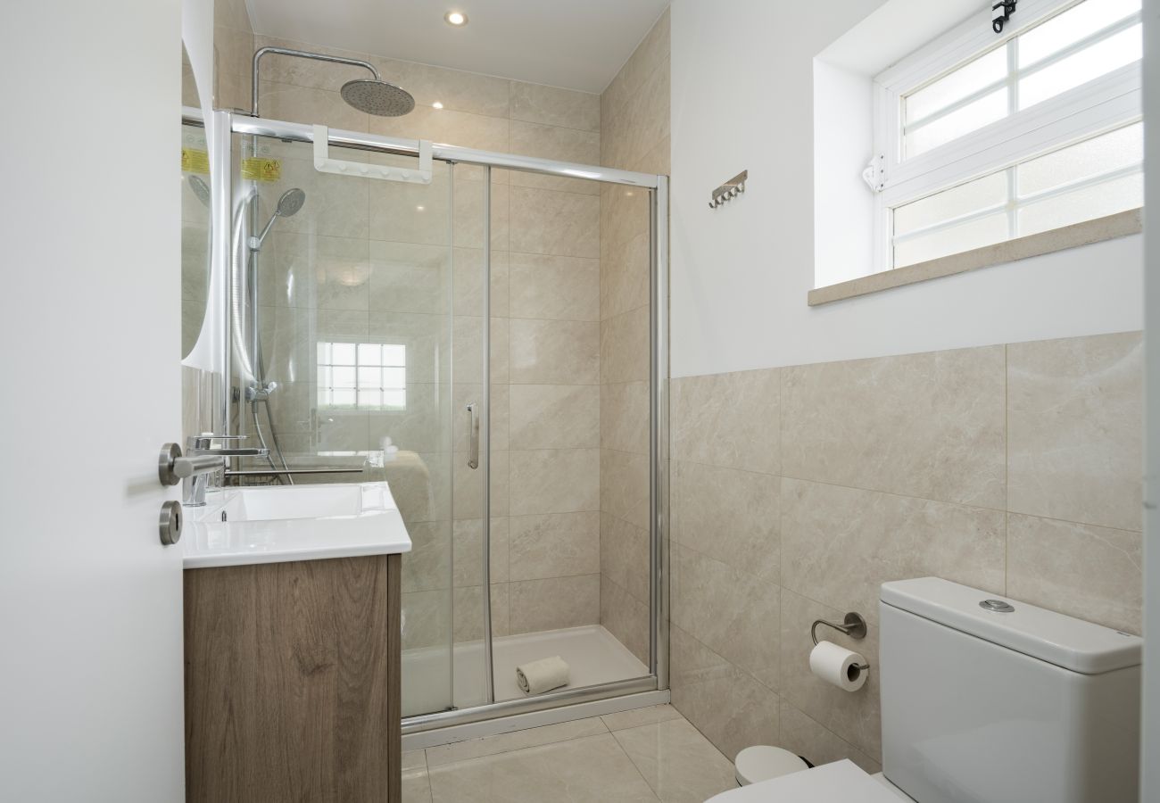 Apartamento em Vilamoura - Mar e Golfe - Pool with golf view by HD