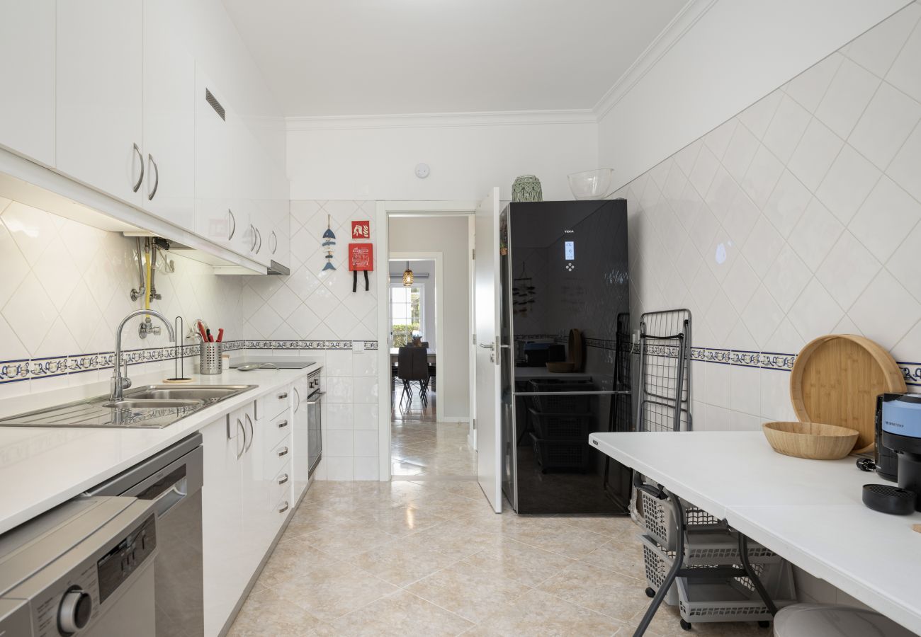 Apartamento em Vilamoura - Mar e Golfe - Pool with golf view by HD