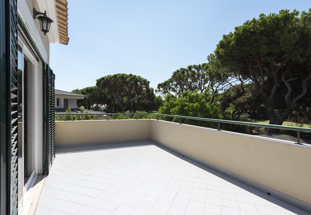 Villa em Vilamoura - Vila Popa - Golf Front with Games Room by HD"