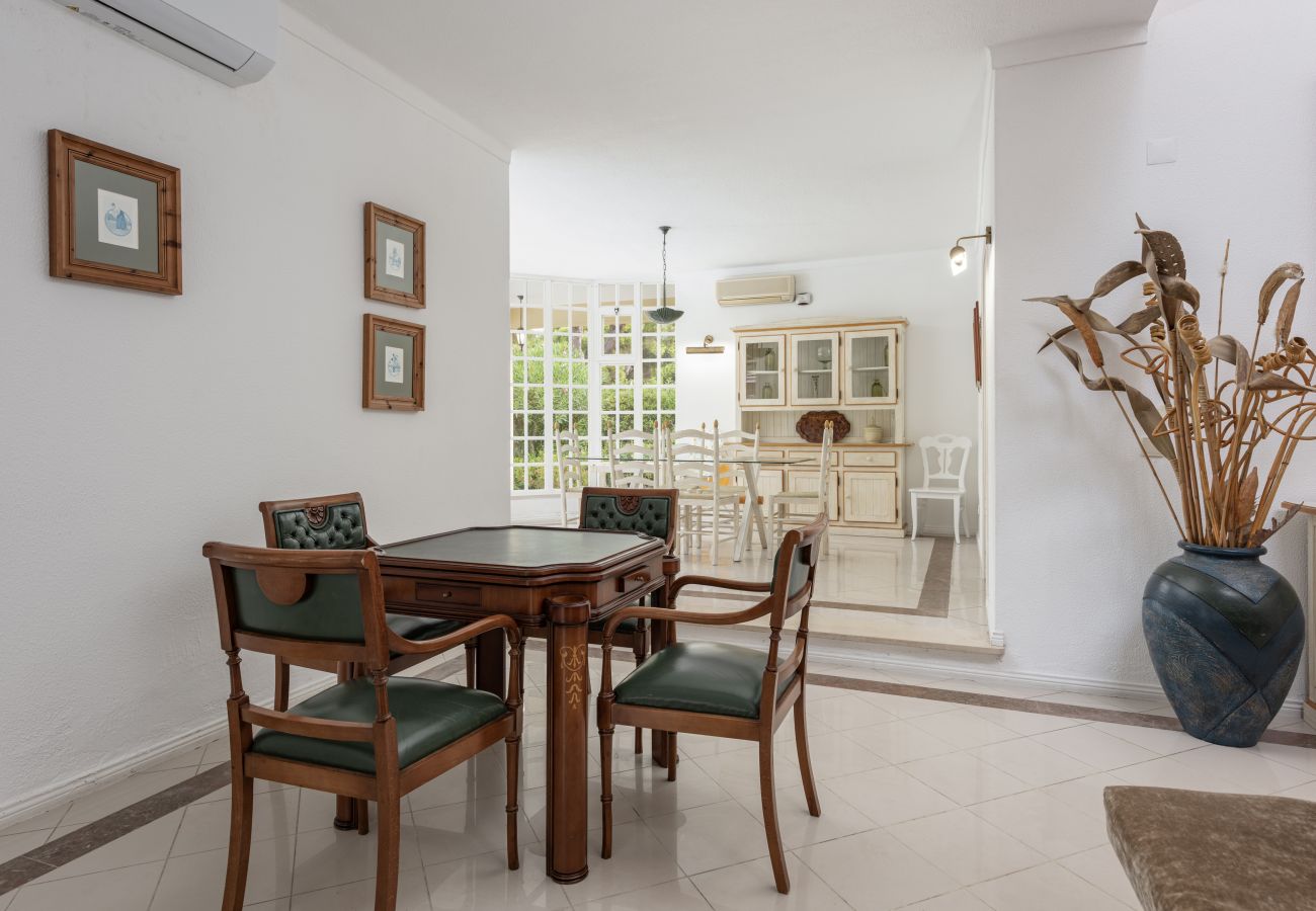 Villa em Vilamoura - Vila Popa - Golf Front with Games Room by HD"