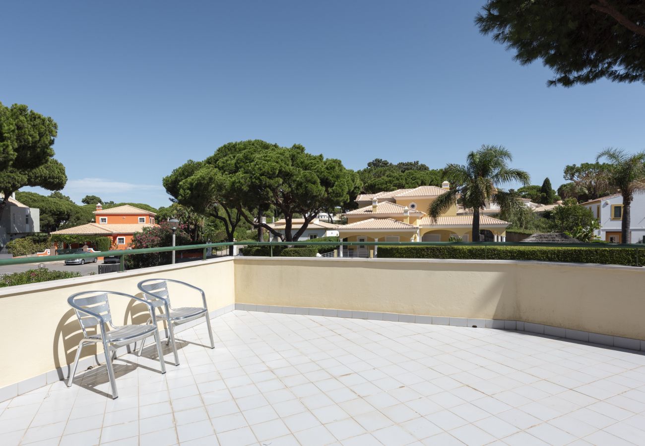 Villa em Vilamoura - Vila Popa - Golf Front with Games Room by HD"