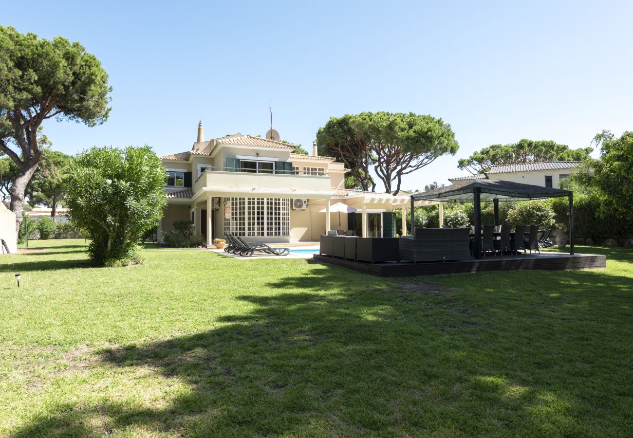 Villa em Vilamoura - Vila Popa - Golf Front with Games Room by HD"