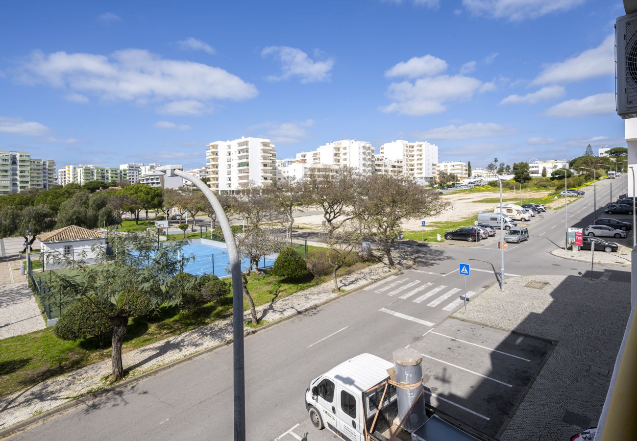 Apartamento em Quarteira - Sol de Quarteira modern apartment-by HDproperties