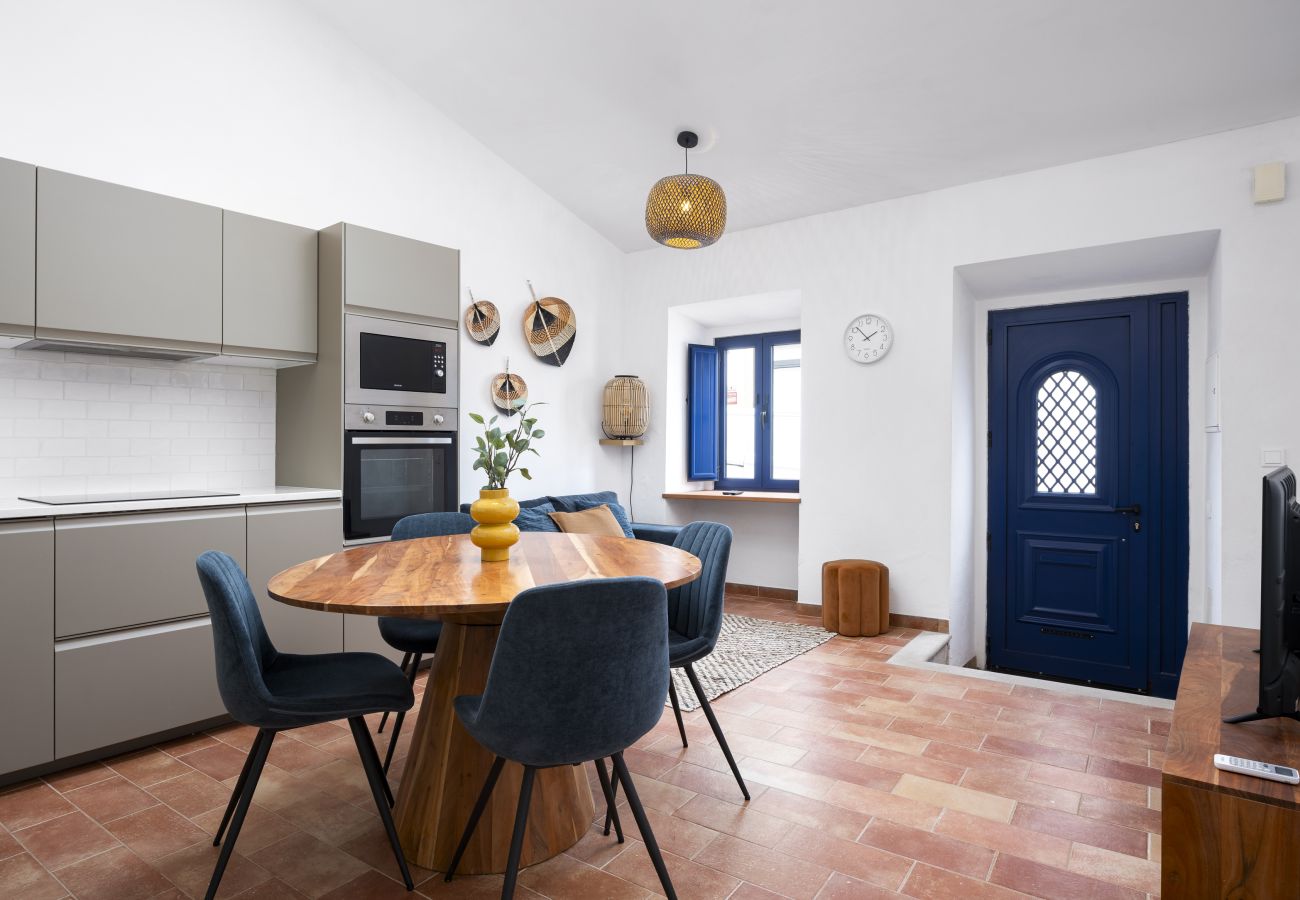 Casa em Faro - Trevo Laranja - Traditional House by HD