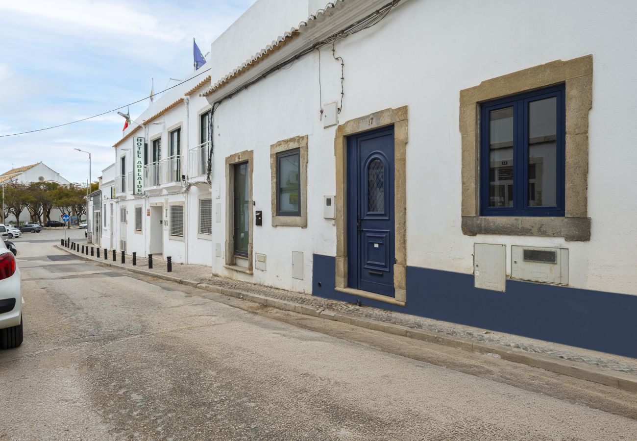 Casa em Faro - Trevo Laranja - Traditional House by HD