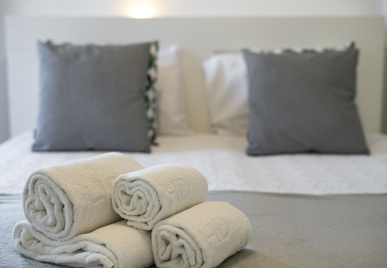 Apartamento em Vilamoura - Vilamoura Secret - City center with pool by HD