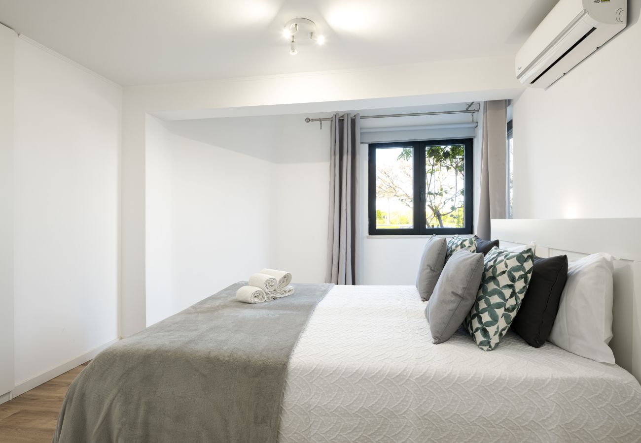 Apartamento em Vilamoura - Vilamoura Secret - City center with pool by HD