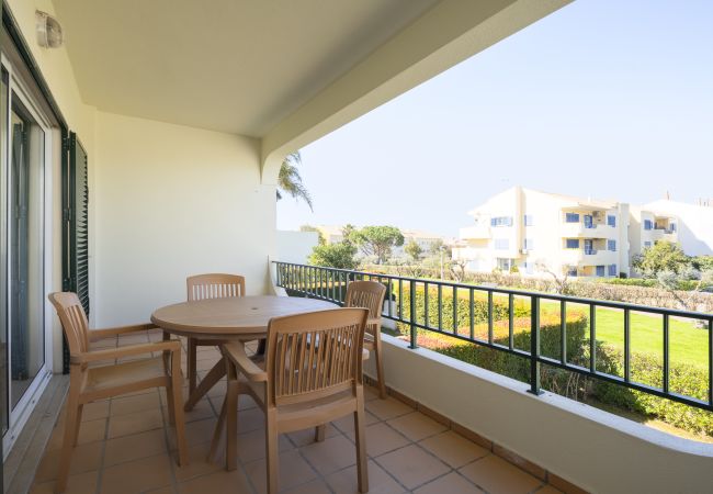Apartamento em Quarteira - Casa das Mélias - 2 br apartment whit pool by HD