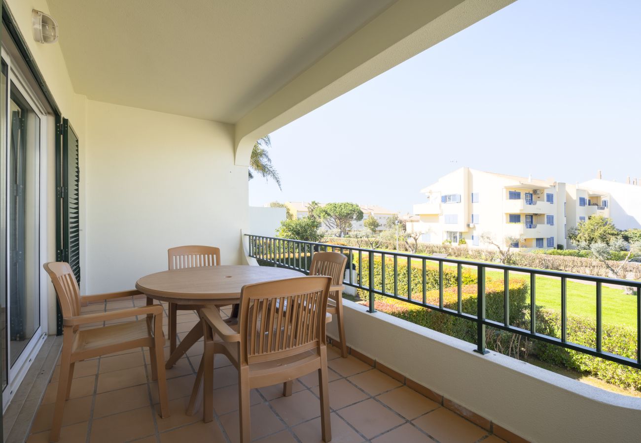 Apartamento em Quarteira - Casa das Mélias - 2 br apartment whit pool by HD