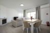 Apartamento em Quarteira - Casa das Mélias - 2 br apartment whit pool by HD