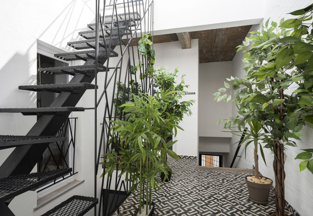 Apartamento em Faro - Saramago Writers Yard - Pool Retreat by HD 