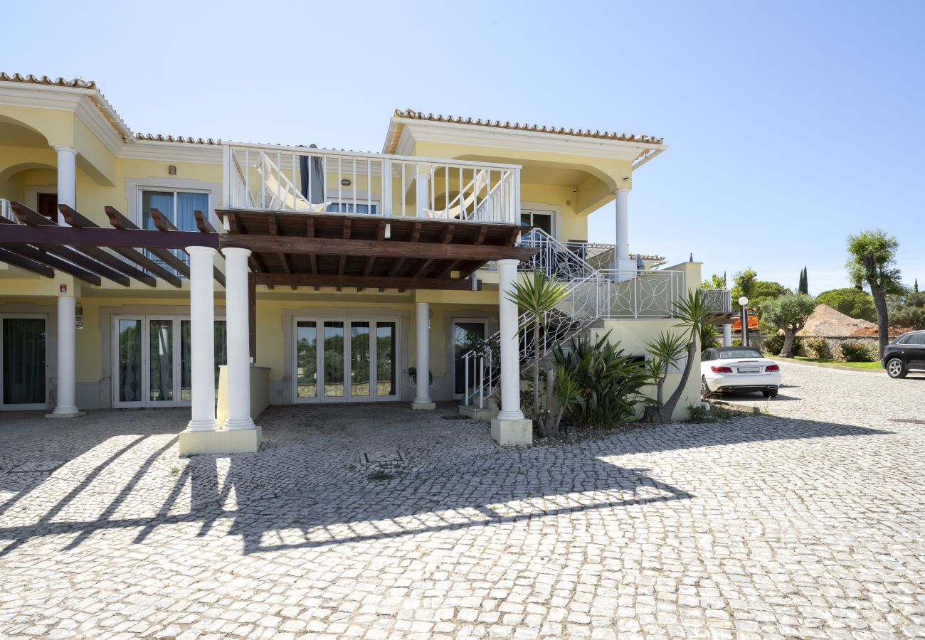 Villa em Vilamoura - Golf Garden with pool by Hd properties