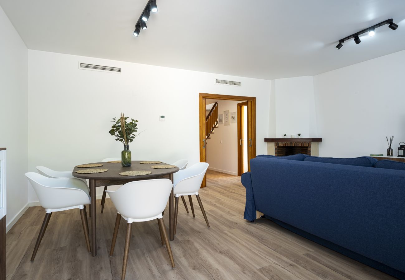 Villa em Quarteira - Vila padel with pool - by Hdproperties