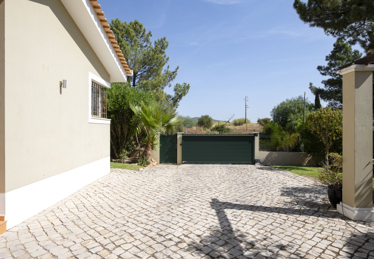 Villa em Quarteira - Vila Gabriel private vila -by hdproperties
