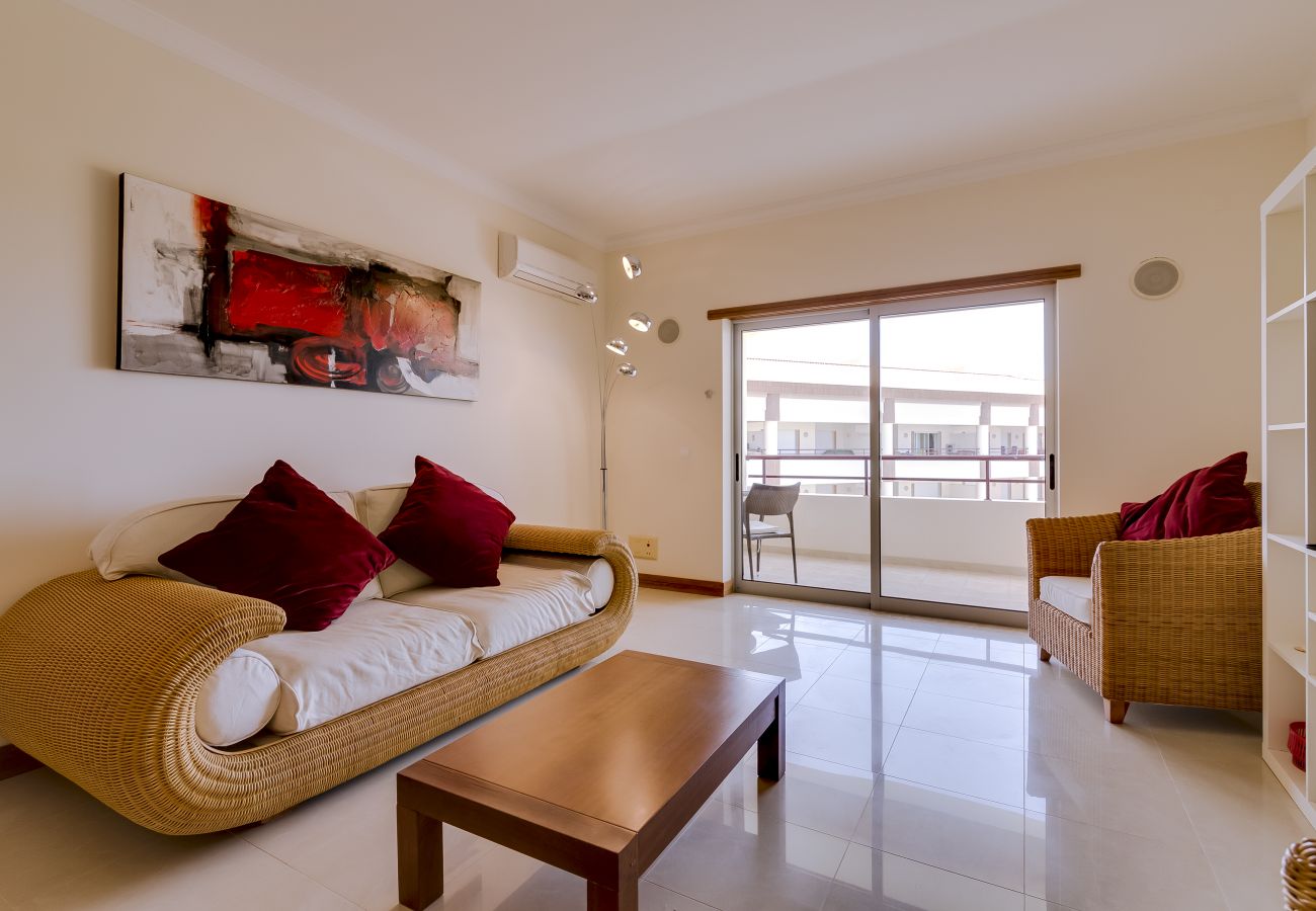 Apartment in Vilamoura - Avelãs - Modern Apartment - Vilamoura