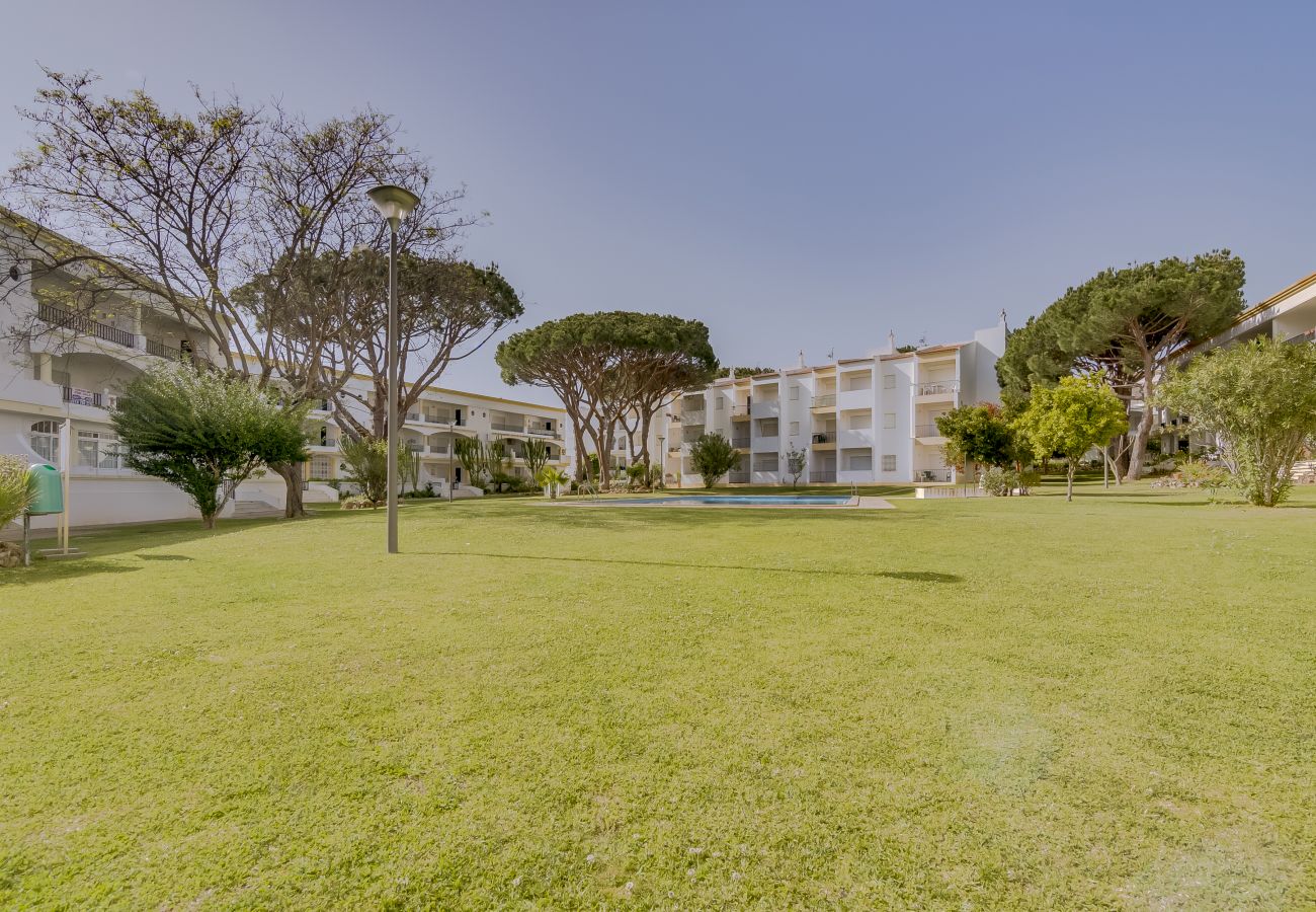 Apartment in Vilamoura - Pinhal do Golfe - 2 Bedrooms - Vilamoura