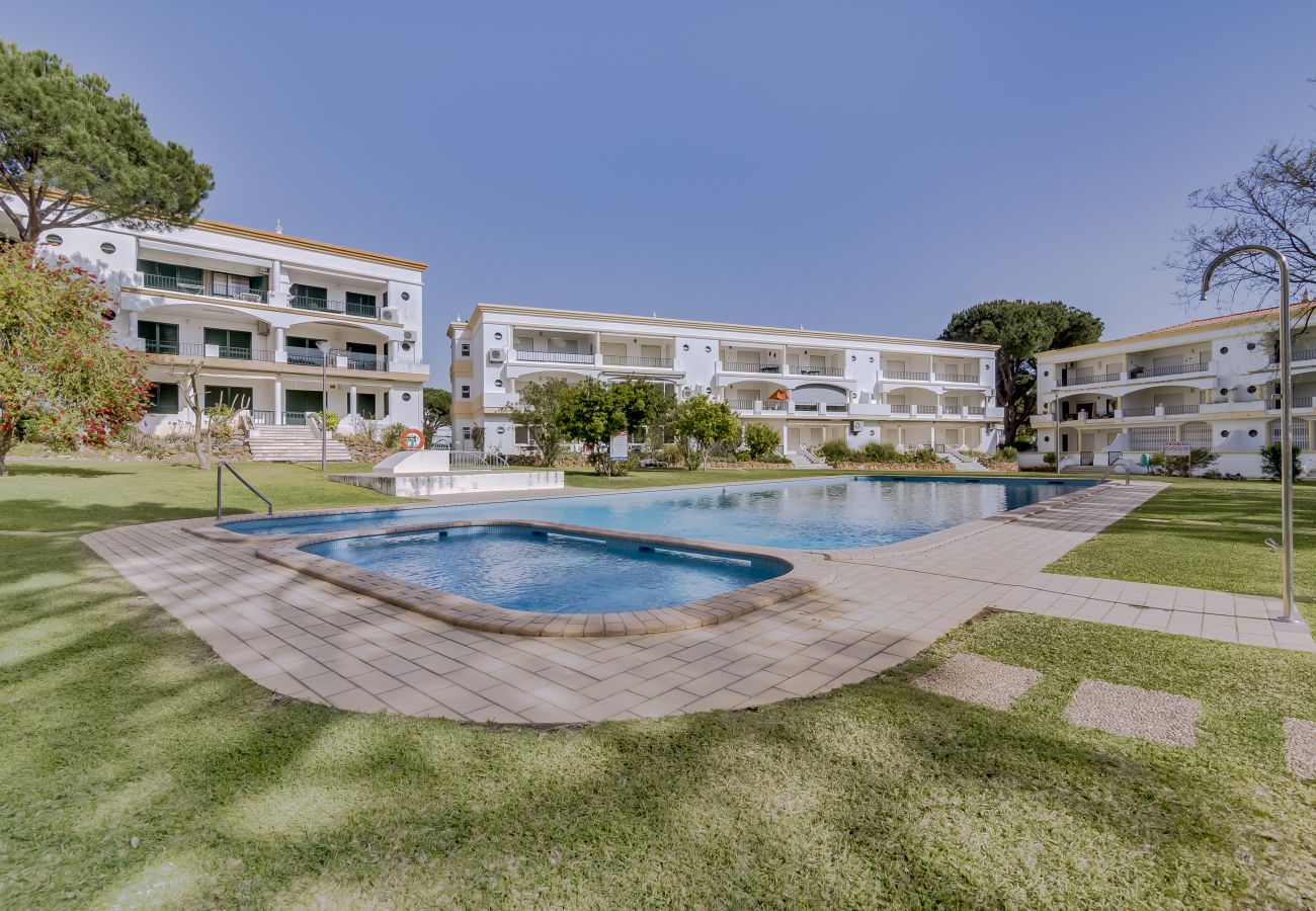 Apartment in Vilamoura - Pinhal do Golfe - 2 Bedrooms - Vilamoura