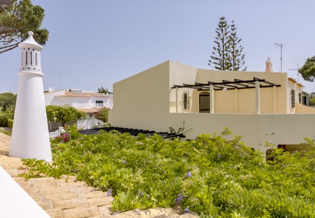 House in Vilamoura - Vila Caracas - V3 - Vilamoura House in Vilamoura - Vila Caracas - V3 - Vilamoura
