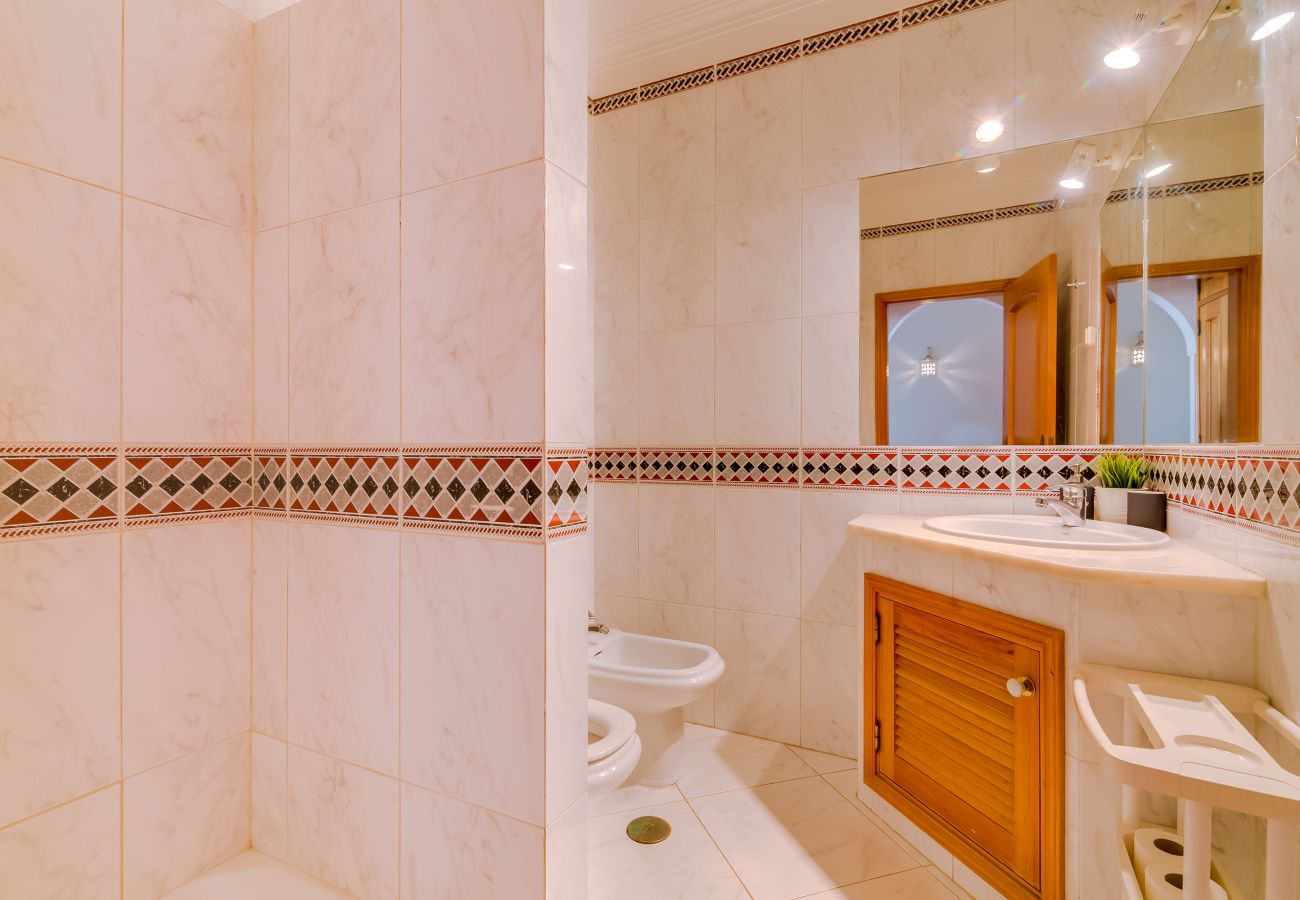 Apartment in Quarteira - Atlântico View - Beach front - Quarteira