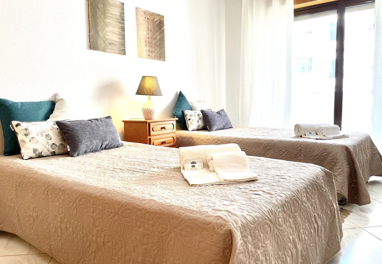 Apartment in Quarteira - Atlântico View - Beach front - Quarteira