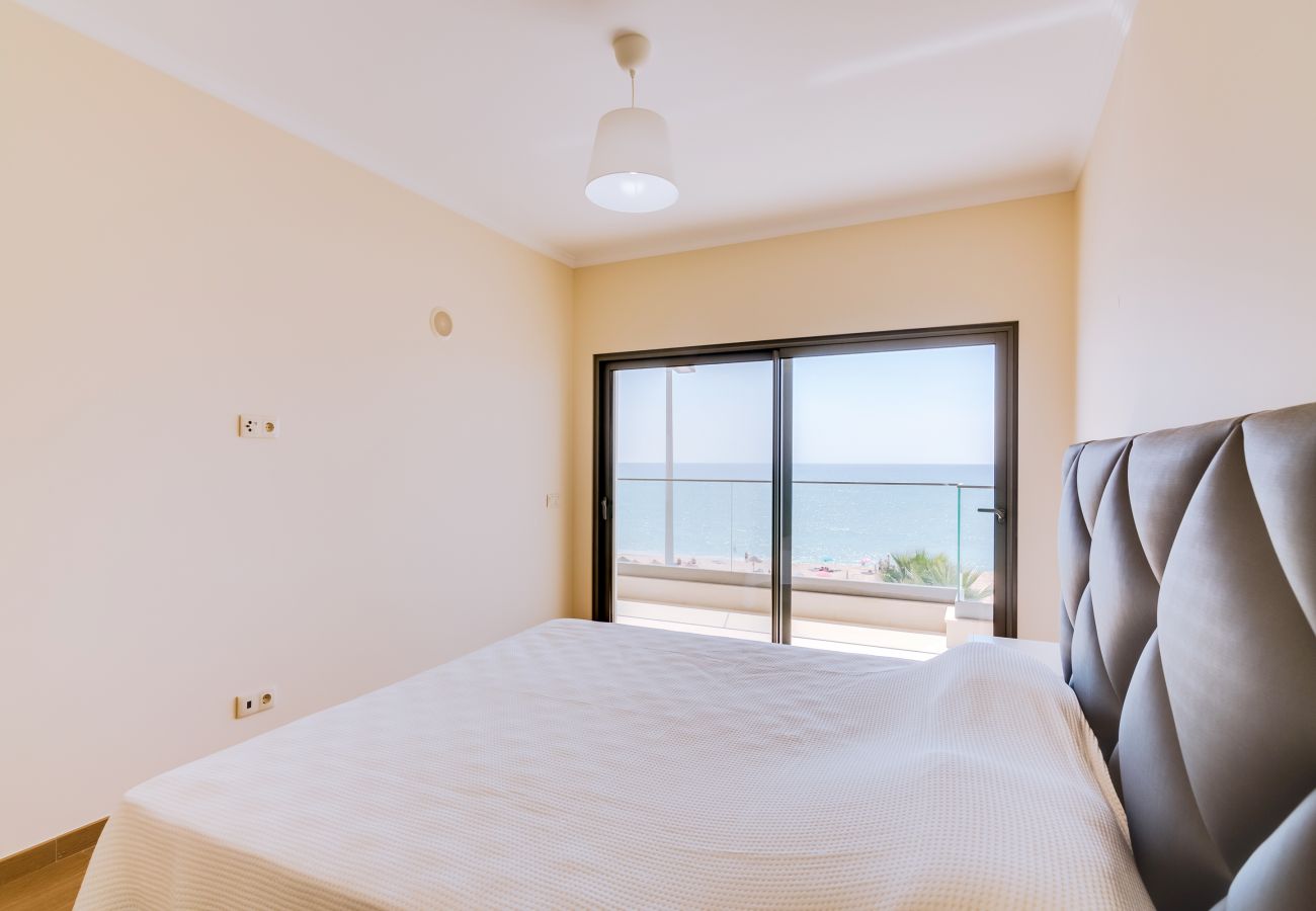 Apartment in Quarteira - Brisa do Mar 2Br - Sea front - Luxury apartment