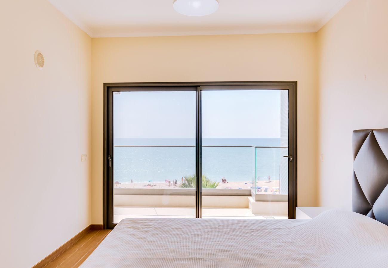 Apartment in Quarteira - Brisa do Mar 2Br - Sea front - Luxury apartment