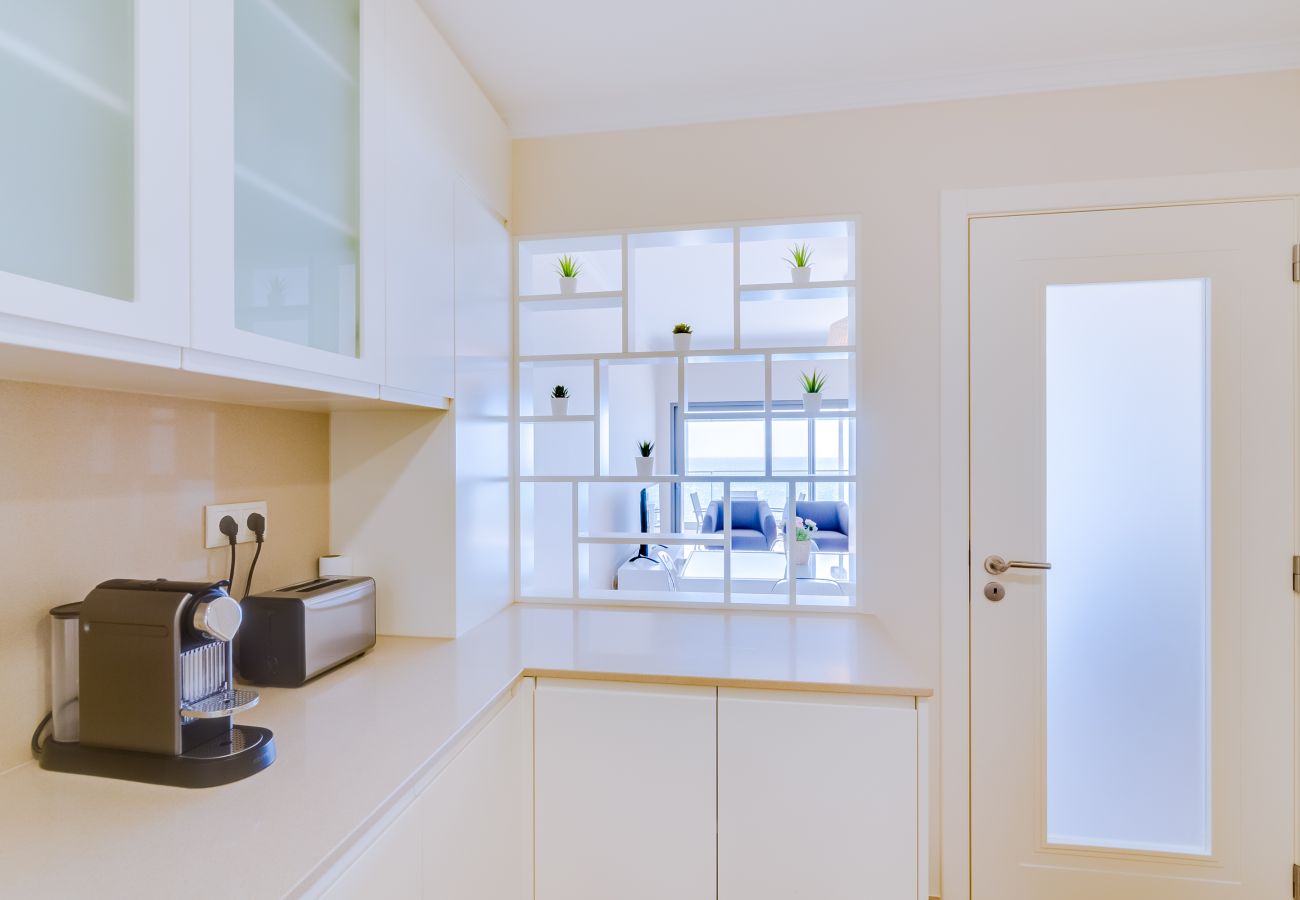 Apartment in Quarteira - Brisa do Mar 2Br - Sea front - Luxury apartment